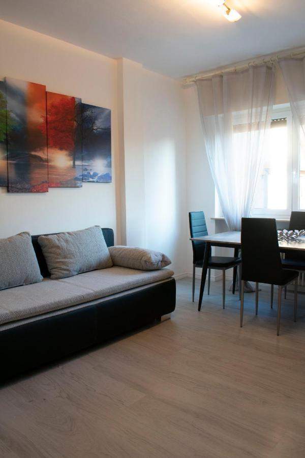 J&M House -Fronte Ospedale- Incluso Netflix E Disney Plus Udine Eksteriør billede