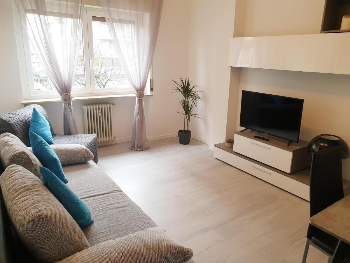 J&M House -Fronte Ospedale- Incluso Netflix E Disney Plus Udine Eksteriør billede